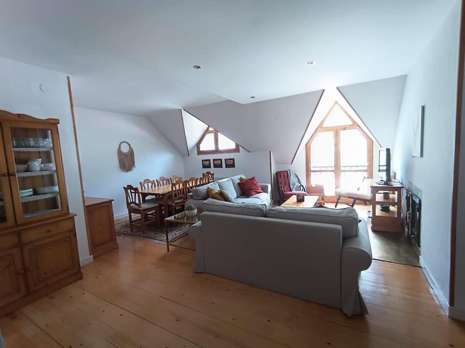 Balaitus Petfriendly - Arafita Apartamentos サジェント・デ・ガジェゴ エクステリア 写真
